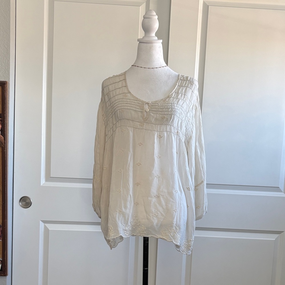 Johnny Was Cream Pintuck Embroidered Scoop-Neck Blouse